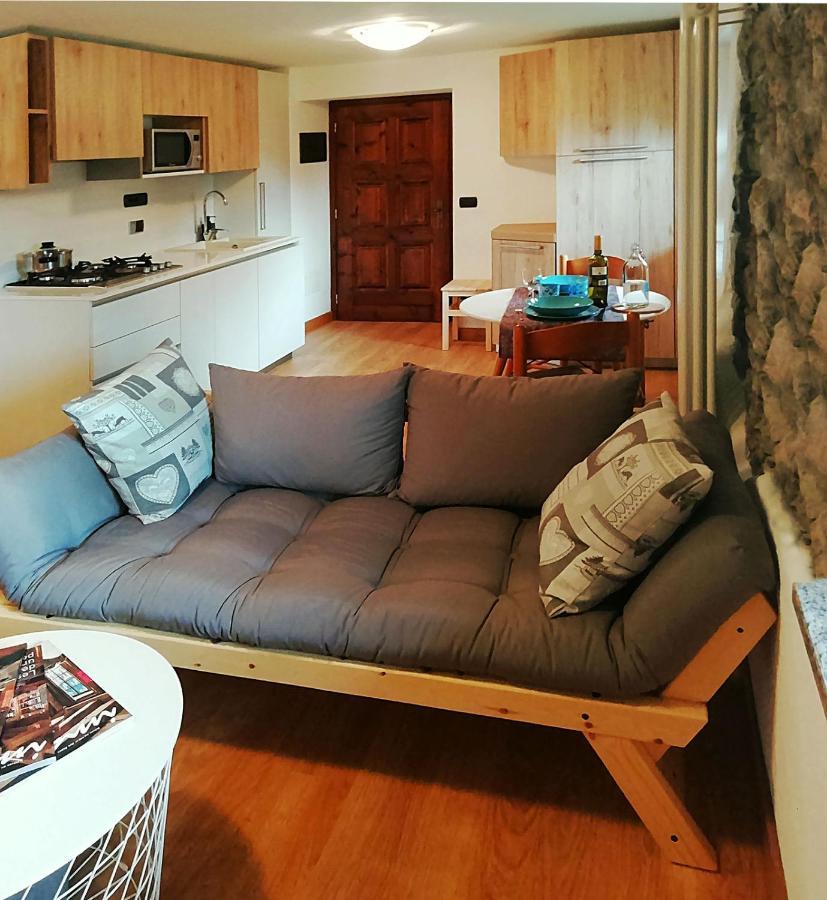 Casa Coccolin Apartment Emarese ภายนอก รูปภาพ